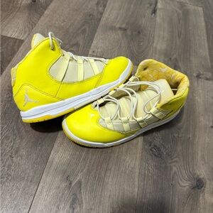Jordan Kids Yellow and Cream High-Top Sneakers